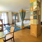 Hotel Le Tre Vaselle & 5*
