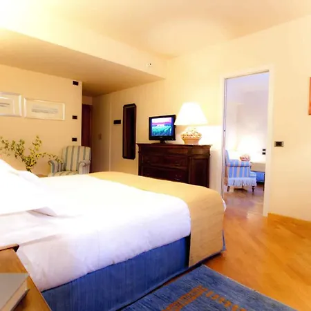 Le Tre Vaselle & 5* 토르지아노