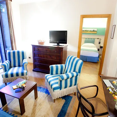 Hotel Le Tre Vaselle &