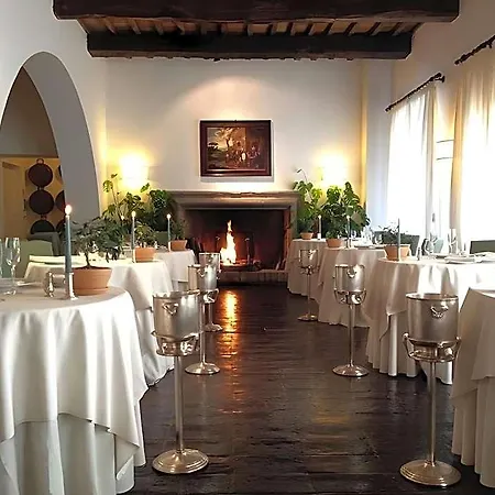 Hotel Le Tre Vaselle & 5*