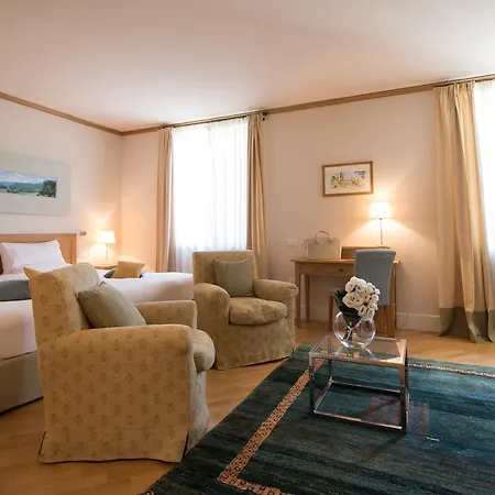 Hotel Le Tre Vaselle & 5*