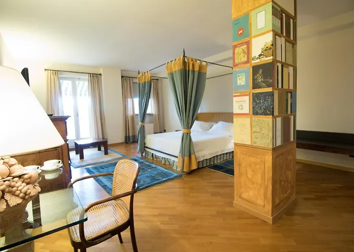 Hotel Le Tre Vaselle & 5*