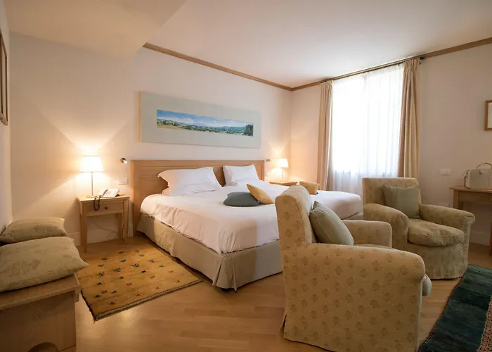 Hotel Le Tre Vaselle & 5*