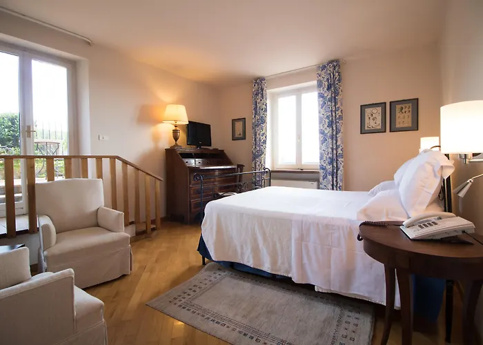 Le Tre Vaselle & Otel Torgiano