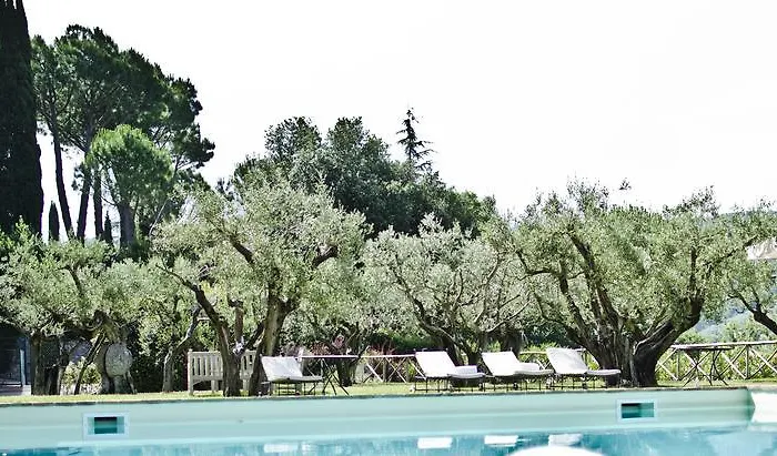 Otel Le Tre Vaselle &