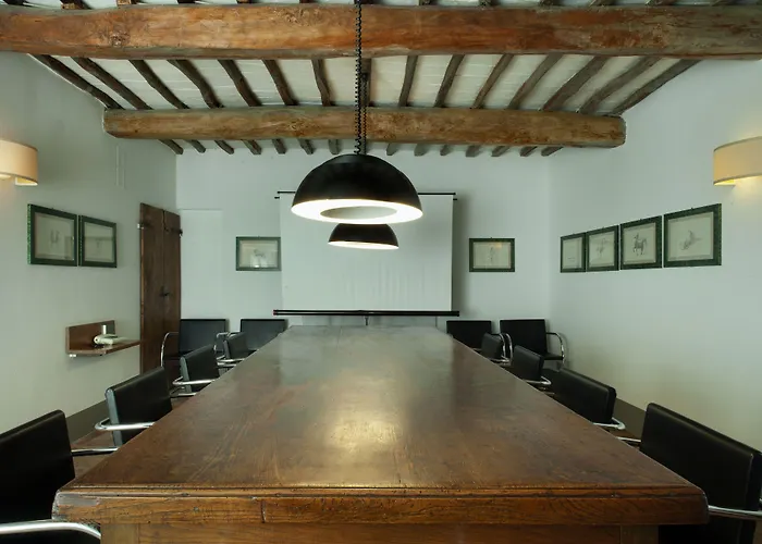 Otel Le Tre Vaselle & Torgiano