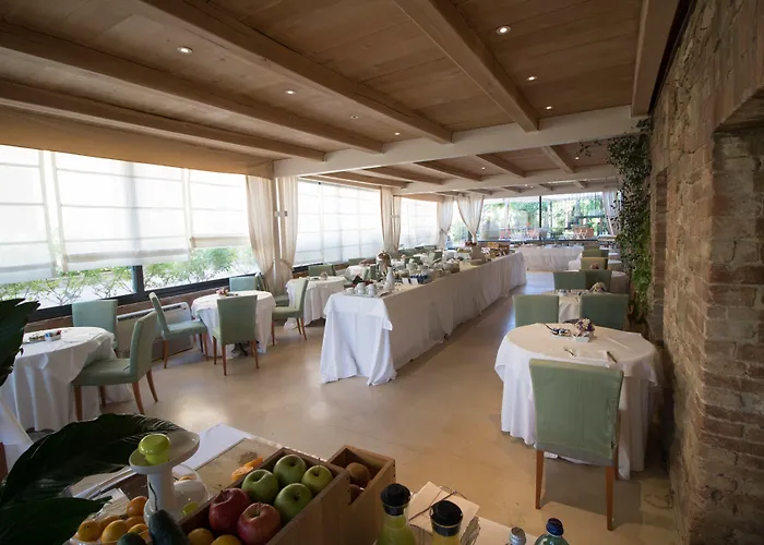 Le Tre Vaselle & Otel 5*