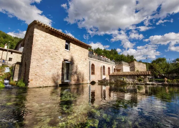 Le Tre Vaselle & Otel Torgiano